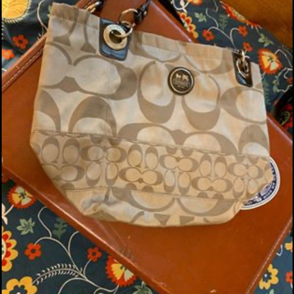 Coach Purse - Picture 3 of 8